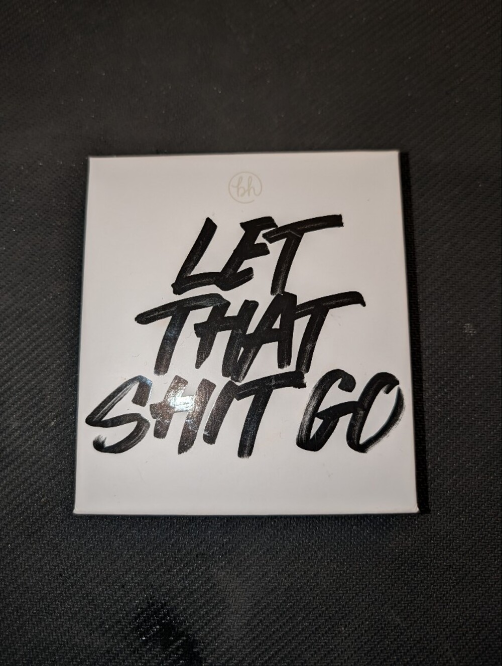 Let It Go Shadow Palette - Black & White Graphic Case
